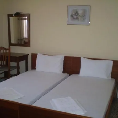 Ξενοδοχείο με διαμερίσματα απόλαυση 2*