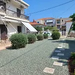 Apolafsi Appart hôtel 2*